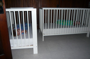 twins cribs SIDS