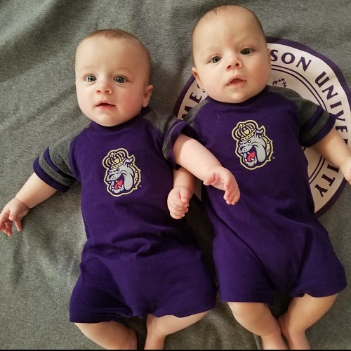 The First Year with Twins Week 21