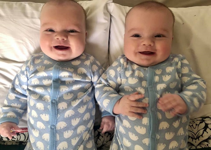 The First Year with Twins 4 Months Old